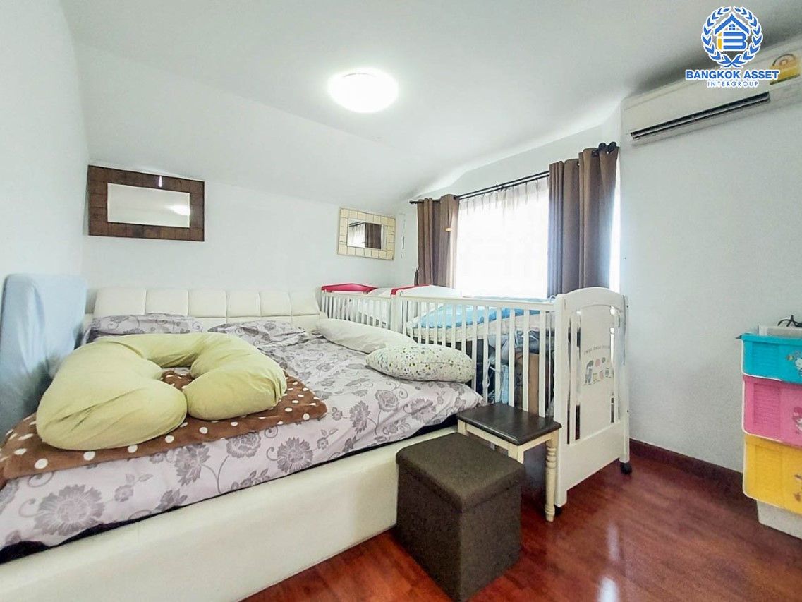 *****ทาวน์โฮมมือสองกรุงเทพฯ ม.ศุภาลัย พาร์ควิลล์ รามอินทรา #หลังมุม เนื้อที่กว้างขวางถึง 33.5 ตร.ว. ฟังก์ชัน 3 ห้องนอน 3 ห้องน้ำ 2 ที่จอดรถ แถมฟรี! 3 เครื่องปรับอากาศ 2 เครื่องทำน้ำอุ่น บนทำเลดี เชื่อมต่อรถไฟฟ้าสายสีชมพู "สถานีลาดปลาเค้า" และทางด่วน